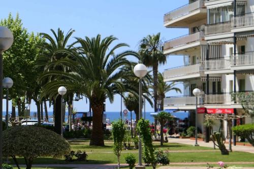 Salou City Centre Apartment | Rentalmar Delfos Playa