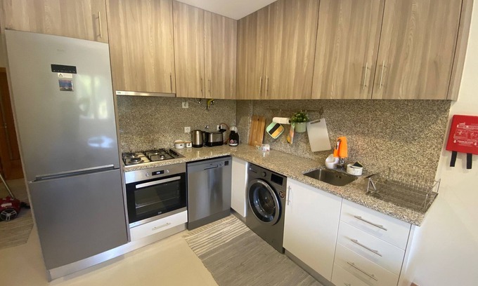 Arcos de Valdevez Apartment | Requintado apartamento T1 com lindíssima vista para o rio.