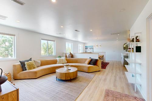 Historic Livingston Apartment | Residence at Roam Rental