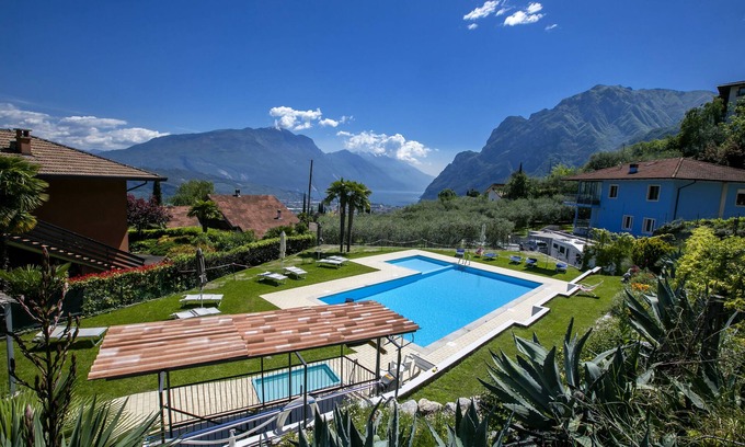 Cologna House | Residence Christina Due Laghi, Tenno, Italy