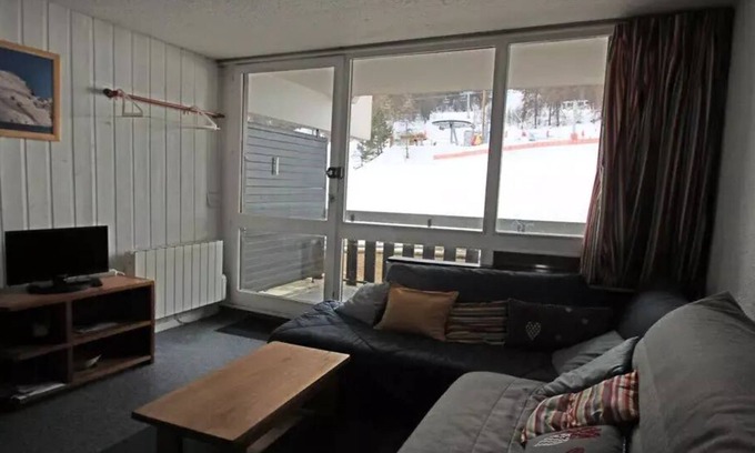 Puy-Saint-Vincent Apartment | Residence Cortina 3 - C3302 - APPT T2 CABINE - BALCONY - 6 PERSONS
