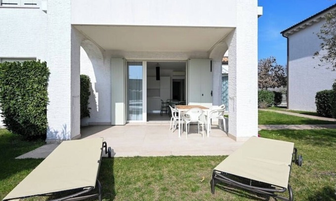 Lido di Jesolo Apartment | Residence esclusivo Les Maisons B3 con piscina, Jesolo Lido, Piazza Mazzini