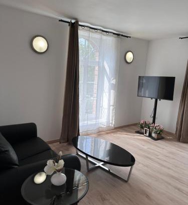 La Celle-sous-Gouzon Apartment | Residence de L'Archeveque