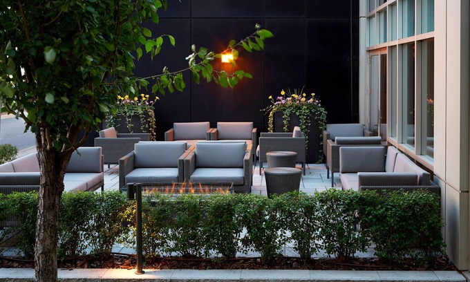 Saint-Laurent Hotel | Residence Inn by Marriott Montreal Airport