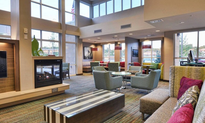 Aksarben - Elmwood Park Hotel | Residence Inn by Marriott Omaha Aksarben Village