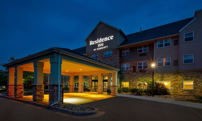 Thurston Hotel | Residence Inn by Marriott Ann Arbor North