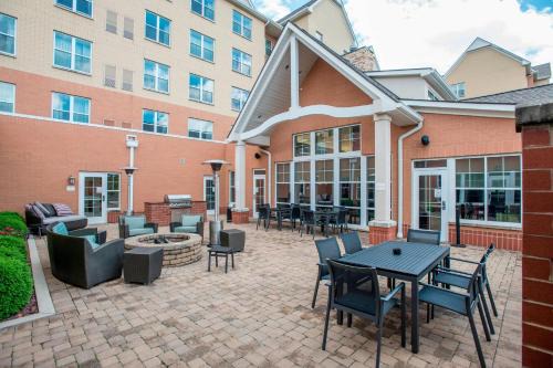 West Chester Hotel | Residence Inn Cincinnati North West Chester