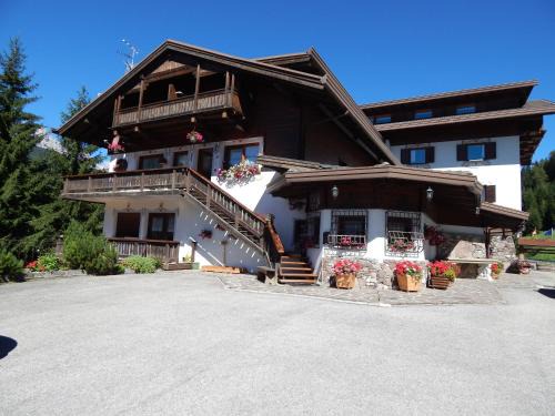 Padola House | Residence La Pineta