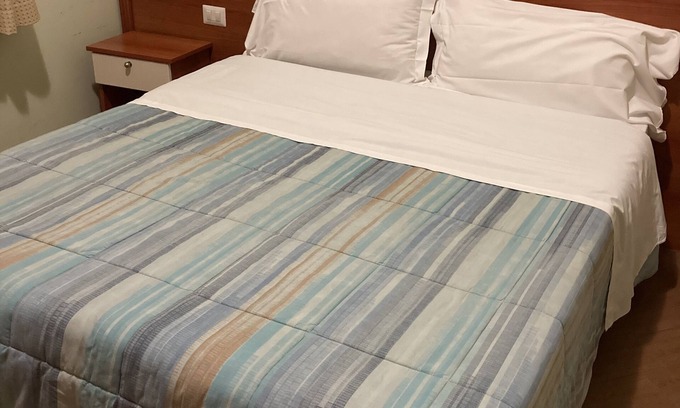 Avezzano House | Residence Le Ginestre Double room No. 4