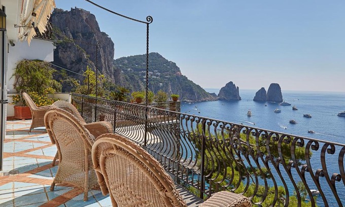Marina Piccola House | Residence Leonardo