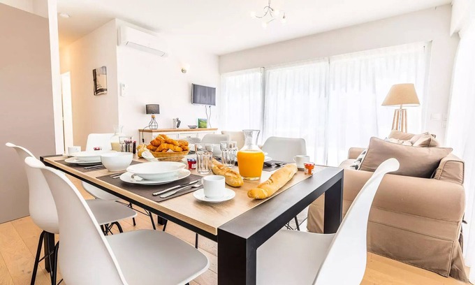 Moliets-et-Maa Apartment | Residence Les Palmiers du Golf - 3 Rooms sleeping area 6/8 People