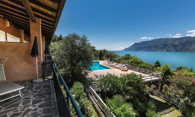 Campagnola Apartment | Residence Parco Lago di Garda