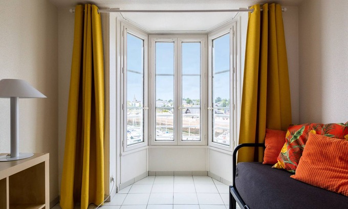 Arzon Apartment | Residence Quai des Voiliers 2 - maeva Home - Studio 4 People - Comfort - view of the Port