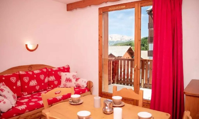 Puy-Saint-Vincent Apartment | Residence The Gentianes - Studio 4 people-Residence LES GENTIANES