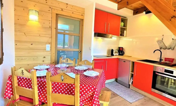 Vallouise-Pelvoux Apartment | Residence Valérianes - Apartments for 6 People