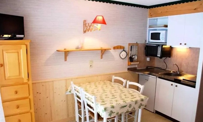 Premanon Apartment | Residences Les Rennes and Les Sapins - Studio Coin Montagne 2/3 People