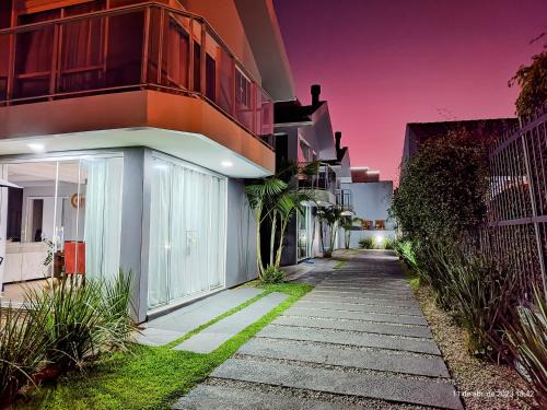 Canasvieiras House | Residencial Bernardo Sobrado 120m2