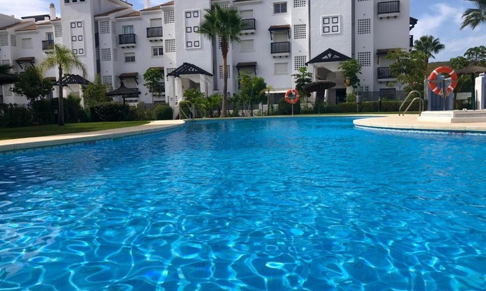 San Luis de Sabinillas Apartment | Residencial Duquesa