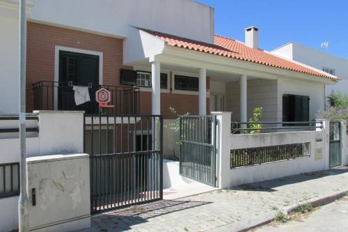 Corroios House | Residencial Marialva Park