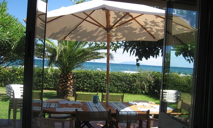 Pineto Condo | Residential flat ideally located on the beach with private garden - 4 rooms - 6 persons