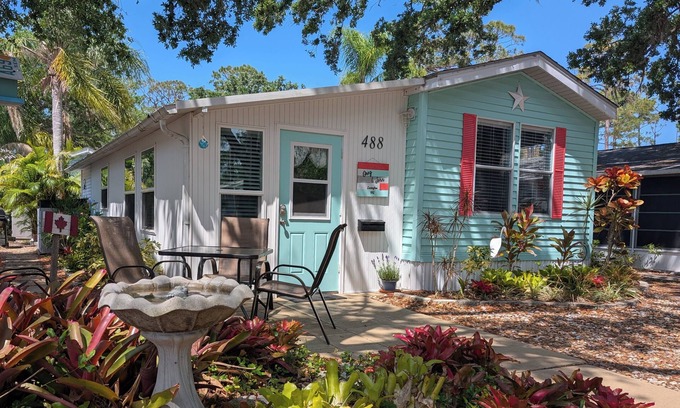 Laurel Cottage | Resort Beach Home