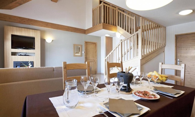 Sainte-Foy-Tarentaise Apartment | Resort center, fitness, swimming pool, terrace, balcony, tv, ski locker, 49-55m²
