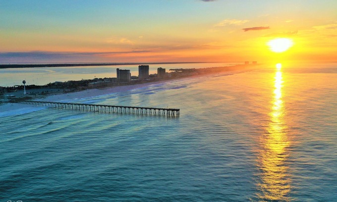 Pensacola Beach Condo | Resort Life at Portofino: White Sandy Beaches, Private Pools & Amenities
