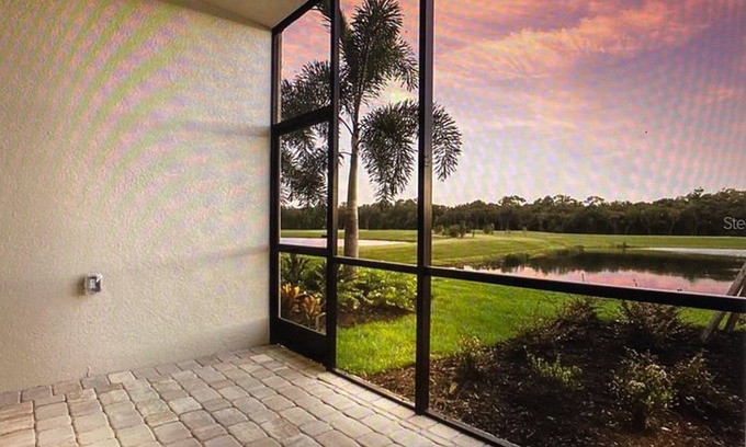 Lakewood Ranch Condo | Resort Life Lakewood National 2 Golf Courses, Pools, Pickelball, Spa, and more!