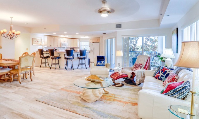 New Smyrna Beach Condo | Resort Relaxation @ Oceanwalk right next to pool!