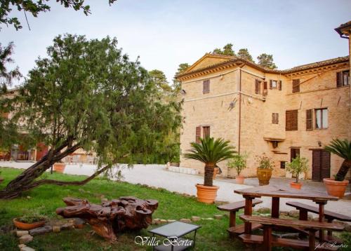 San Severino Marche Bed & Breakfast | Resort Restaurant Villa Berta