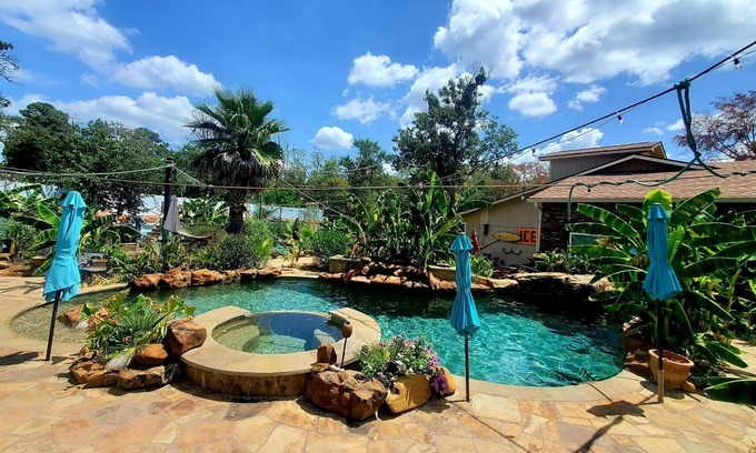 Trinity Apartment | Resort Style Getaway--minutes from town