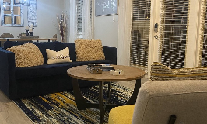 St. Petersburg Condo | Resort Style Vacation Condo in Coquina Key St. Petersburg, FL.