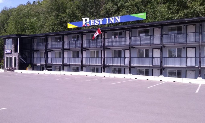 Terrace Hotel | Rest Inn