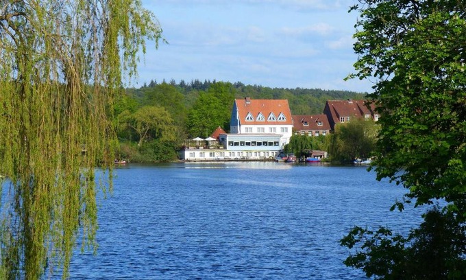 Moelln Hotel | Restaurant und Hotel Zum Weissen Ross
