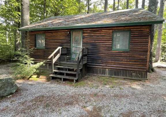 Standish House | RESTAWHILE LIMIT 6 cabin