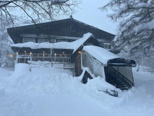 Madarao Mountain Resort Hotel | Restmance Pension Woody Hill