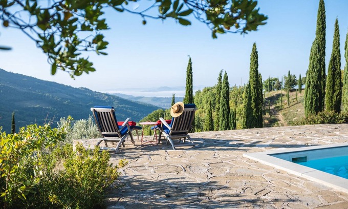 Montelovesco Villa | Restored olive farmhouse