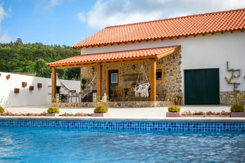 Nazare House | Retiro Alma em Flor Quinta Privada com Piscina Nazaré