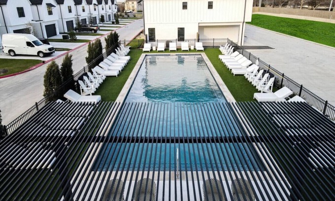 College Station House | Retreat at the Estates ~ Luxurious stay close to Campus!