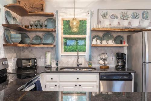 Branson West House | Retreat by Design - Resort Amenities