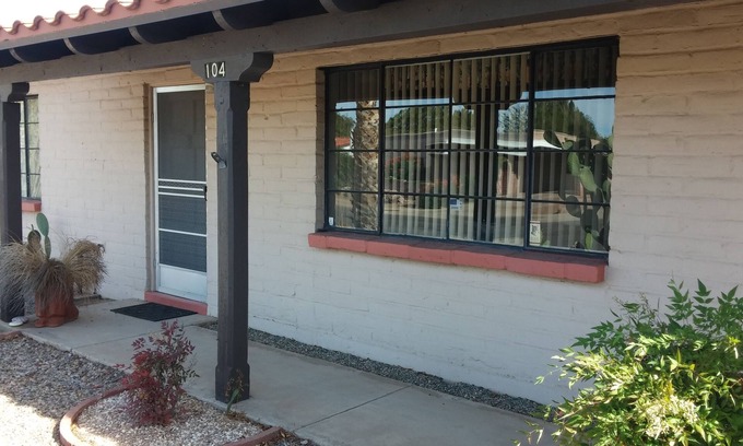 Green Valley Fairways House | Retreat For Two Or More