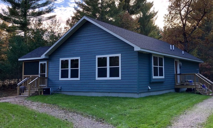 Nekoosa House | Retreat in the Pines - 5 Min. to Sand Valley Golf & Lake Access to Petenwell