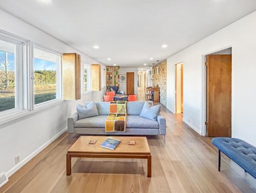 Grand Junction House | Retro Retreat A 60's Time Capsule home