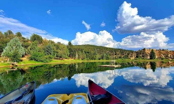 Glendale Cottage | Revered Hidden Lake Lodge @ East Zion & Bryce