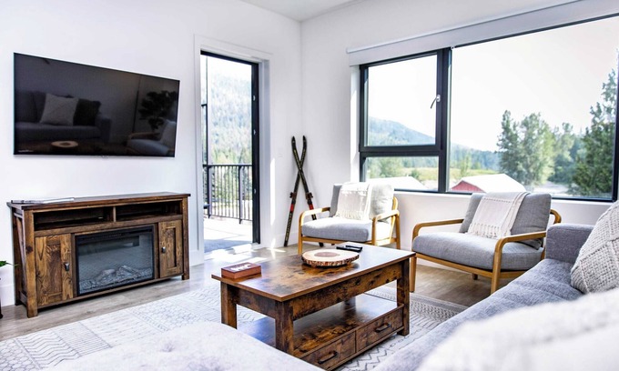 Revelstoke Condo | Revy's Stellar Retreat