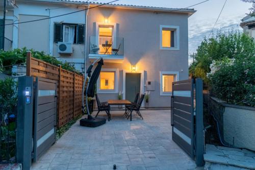 Corfu Town Apartment | RF 1 Summer House