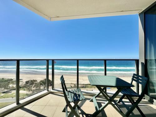 Surfers Paradise Apartment | Rhapsody 1405