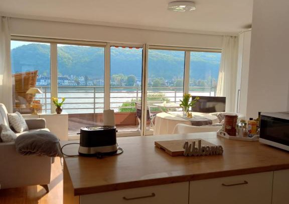 Bad Hoenningen Apartment | Rheinapartment 8