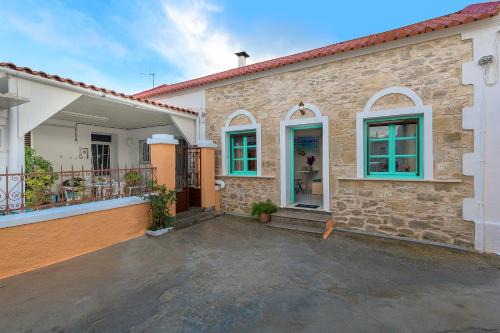Malonas House | Rhodes Heaven Rose