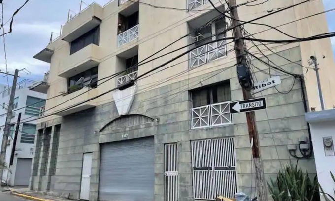 Santurce Condo | RI 302 Cozy 1-BR Condo with free parking on the premises